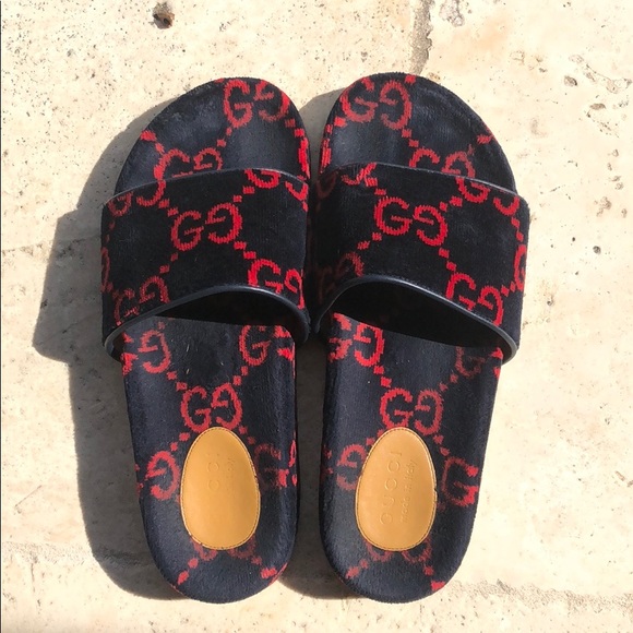 gucci terry cloth slides